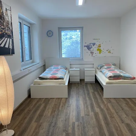 Daire Boardinghouse Am Steinklaeffle Friolzheim